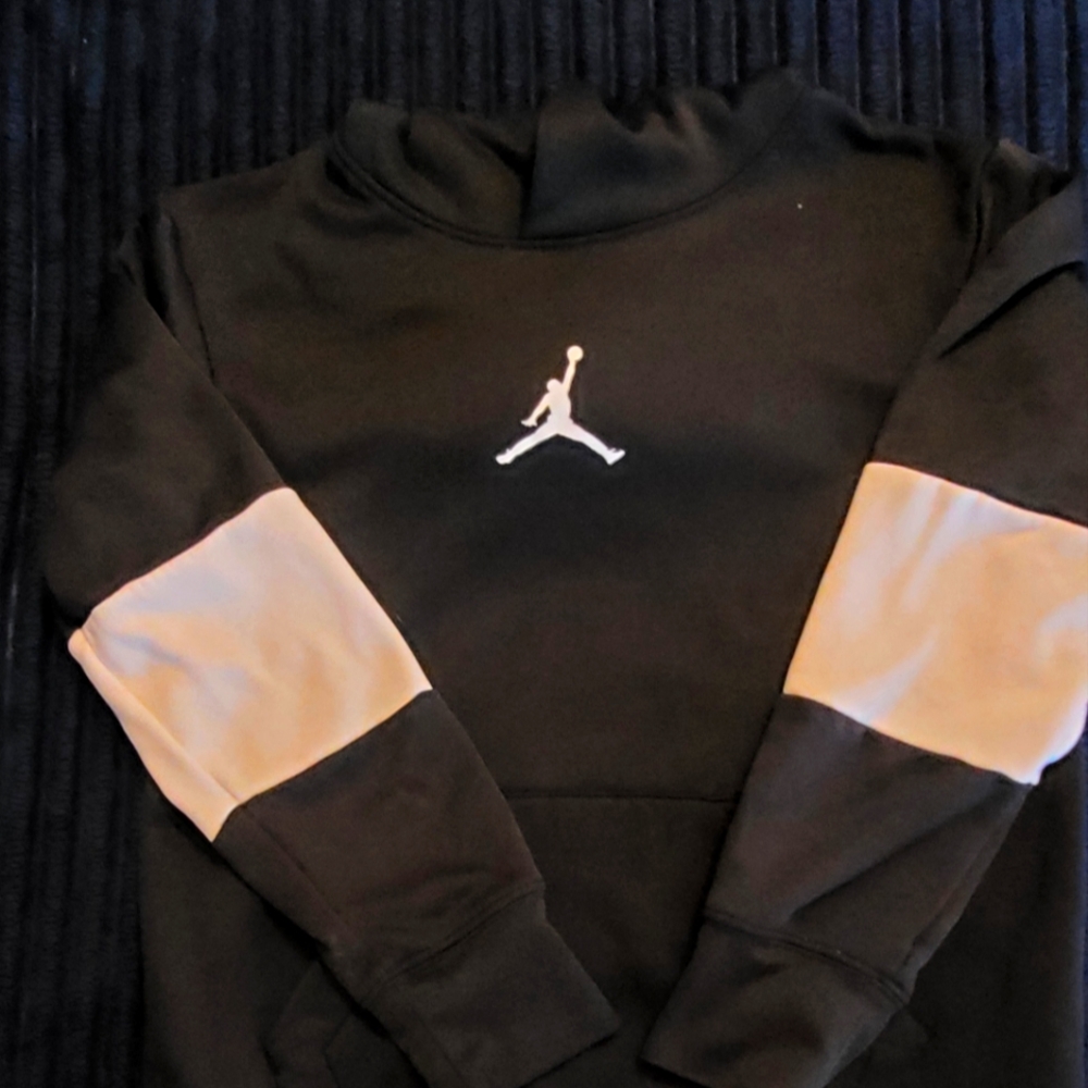 Boys size 10/12 Jordan hoodie